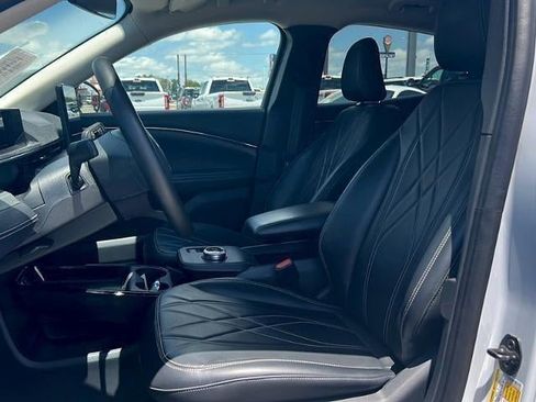Used 2021 Ford Mustang Mach-E Select RWD image 15