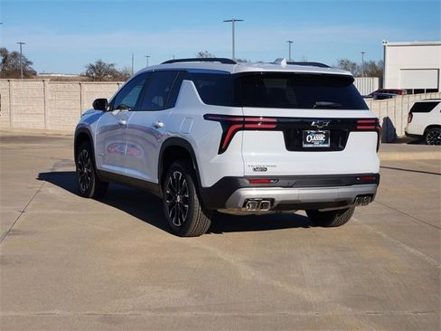 New 2026 Chevrolet Traverse LT w/ Sun and Wheel Package image 5