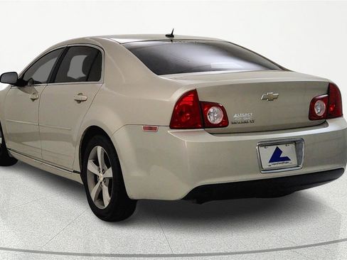 Used 2011 Chevrolet Malibu LT w/ Power Convenience Package image 3