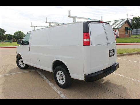 Used 2020 Chevrolet Express 2500 w/ Driver Convenience Package RWD image 3