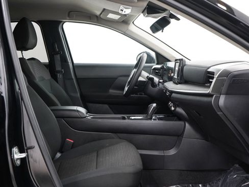 Used 2025 Nissan Kicks S FWD image 12
