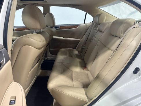 Used 2005 Lexus ES 330 FWD image 26