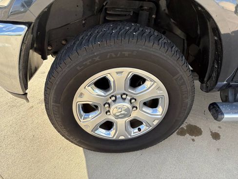 Used 2015 RAM 2500 Laramie AWD/4WD image 12