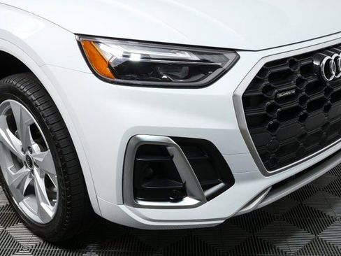 Used 2025 Audi Q5 2.0T Premium Plus w/ Premium Plus Package image 37