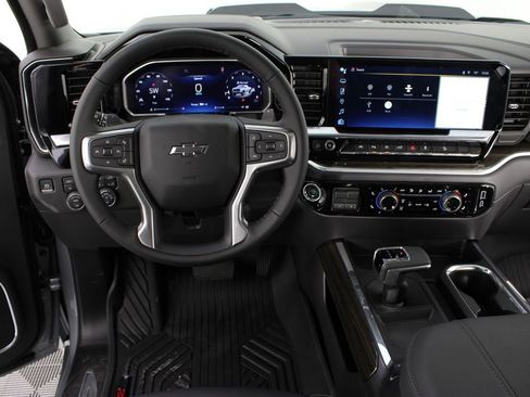 New 2026 Chevrolet Silverado 1500 LT Trail Boss w/ LT Trail Boss Premium Package AWD/4WD image 12