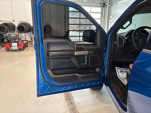 Used 2018 Ford F150 Raptor w/ Equipment Group 802A Luxury image 12