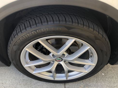 Used 2018 Alfa Romeo Stelvio Sport w/ Quick Order Package 22J Sport image 15