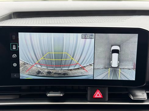 Used 2025 Kia Carnival SX w/ SX Dark Edition Package image 26