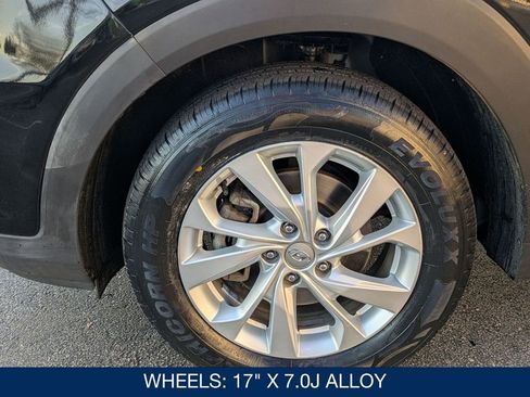 Used 2020 Hyundai Tucson SE image 11