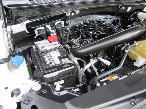 Used 2021 Ford Expedition XLT RWD image 30