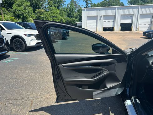 New 2026 MAZDA MAZDA3 s FWD image 6