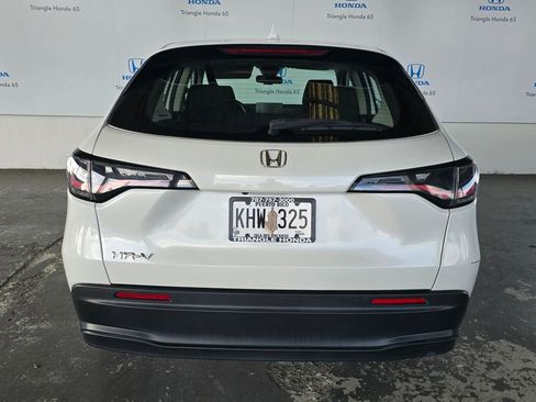 Used 2024 Honda HR-V LX image 11