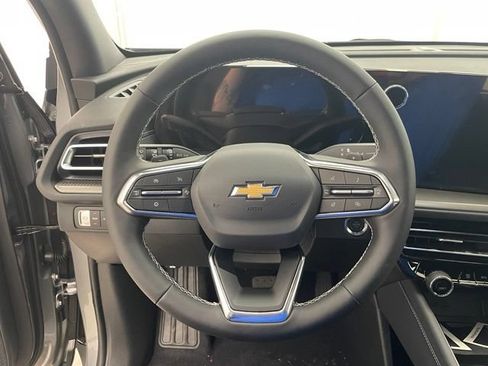 New 2026 Chevrolet Traverse LT w/ Driver Confidence Package AWD/4WD image 11