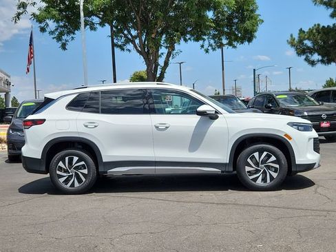 New 2026 Volkswagen Tiguan S AWD/4WD image 2