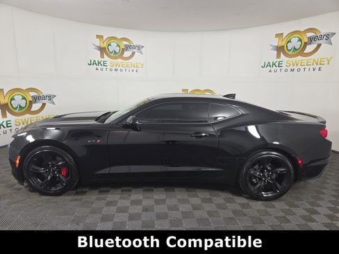 Certified 2021 Chevrolet Camaro LT image 4