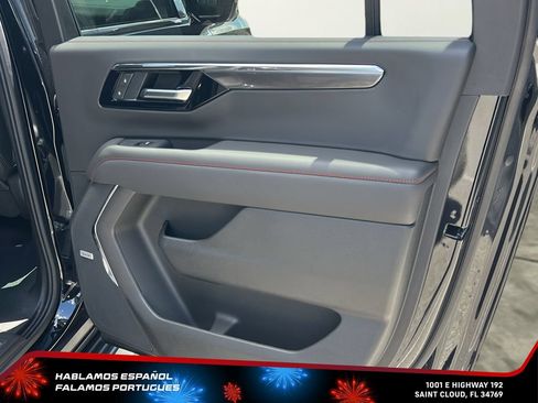 New 2026 Chevrolet Suburban RST w/ Advanced Technology Package AWD/4WD image 24