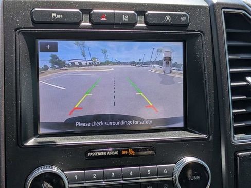 Used 2020 Ford Expedition Limited RWD image 24