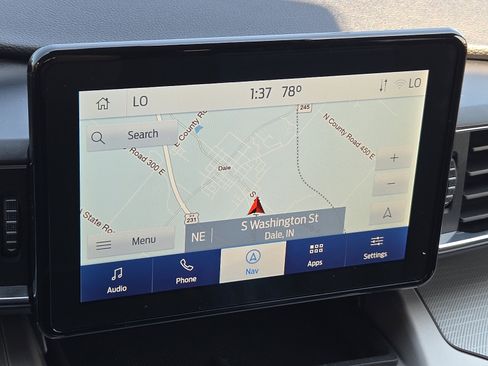 Certified 2022 Ford Explorer XLT w/ Equipment Group 202A image 18