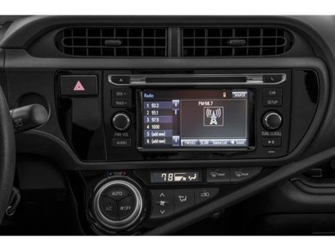 Used 2015 Toyota Prius C Three image 11