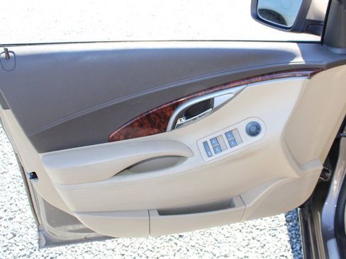 Used 2012 Buick LaCrosse Premium w/ Driver Confidence Package FWD image 19