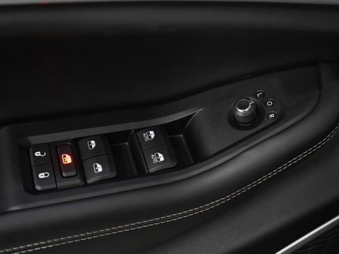 Used 2023 Jeep Grand Cherokee 4WD 4xe w/ Luxury Tech Group II image 22