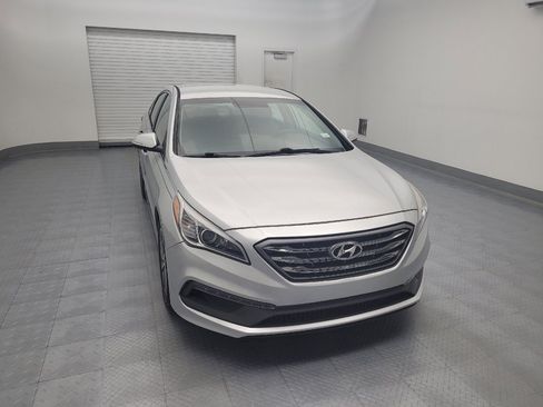 Used 2016 Hyundai Sonata Sport w/ Option Group 02 FWD image 14
