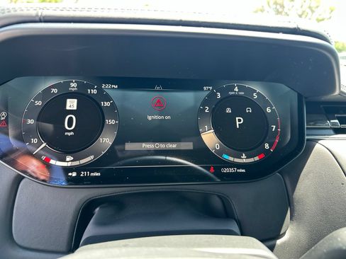 Used 2025 Land Rover Range Rover Sport Autobiography AWD/4WD image 6