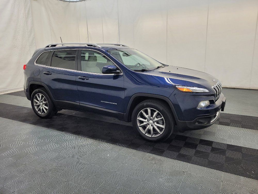 Used 2018 Jeep Cherokee Limited w/ Technology Group AWD/4WD image 11