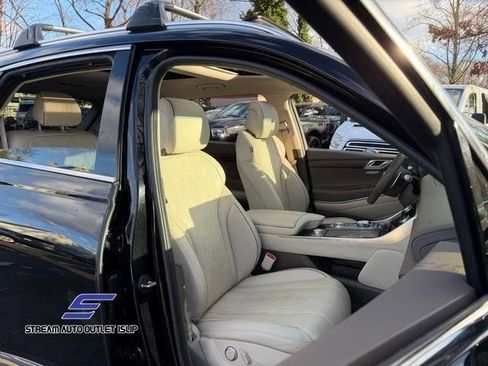 Used 2024 Genesis GV80 2.5T w/ Advanced Package image 9