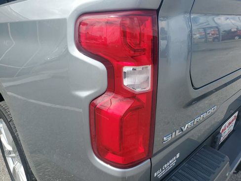 Used 2023 Chevrolet Silverado 1500 High Country w/ High Country Premium Package AWD/4WD image 5