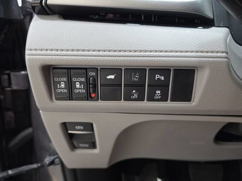 Used 2019 Honda Odyssey Elite image 26