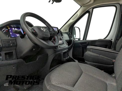 Used 2023 RAM ProMaster 3500 FWD image 13