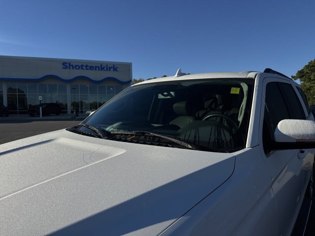 Used 2020 Ford Expedition XLT w/ Equipment Group 202A RWD image 29
