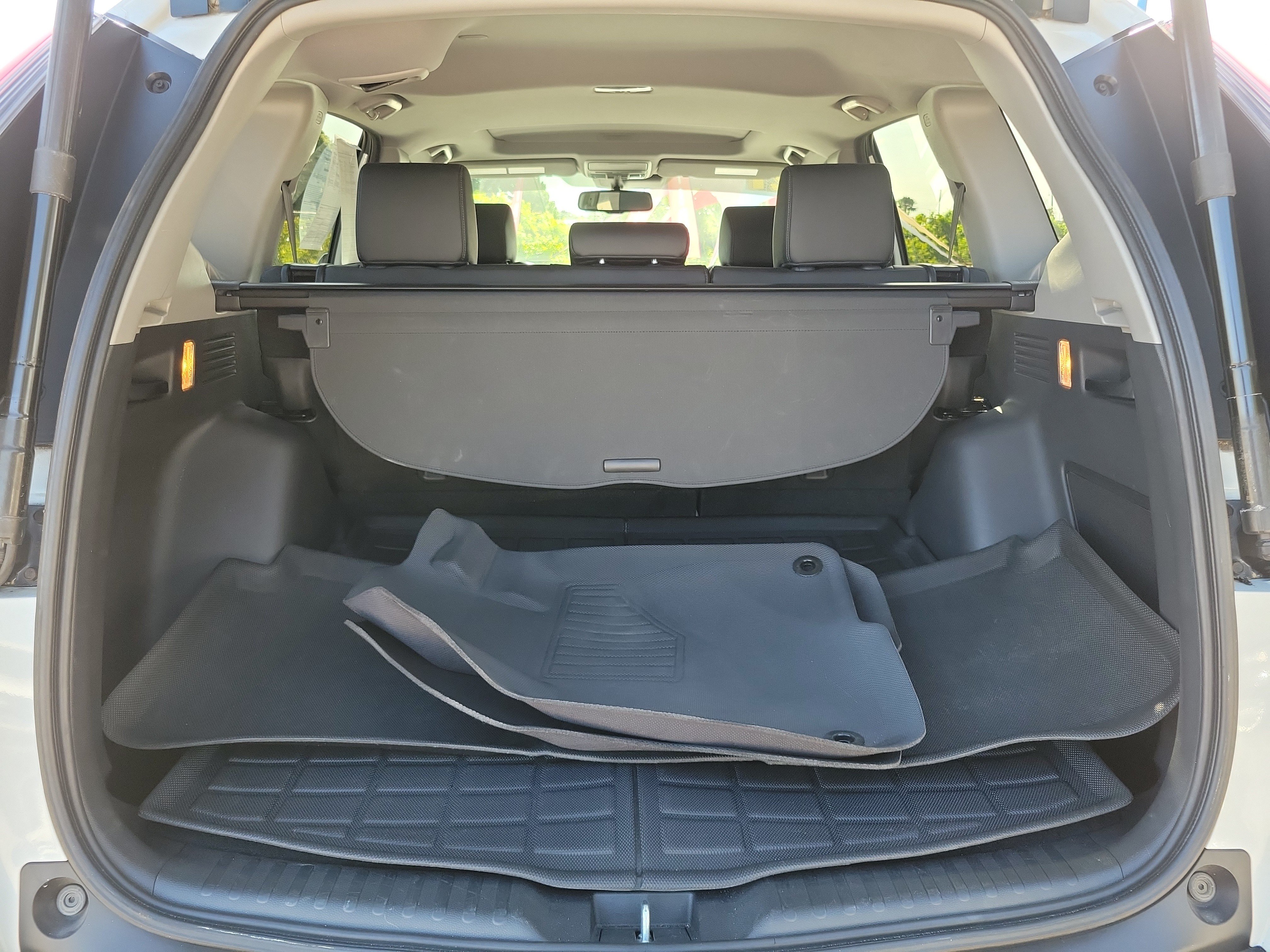 Used 2021 Honda CR-V Touring image 7