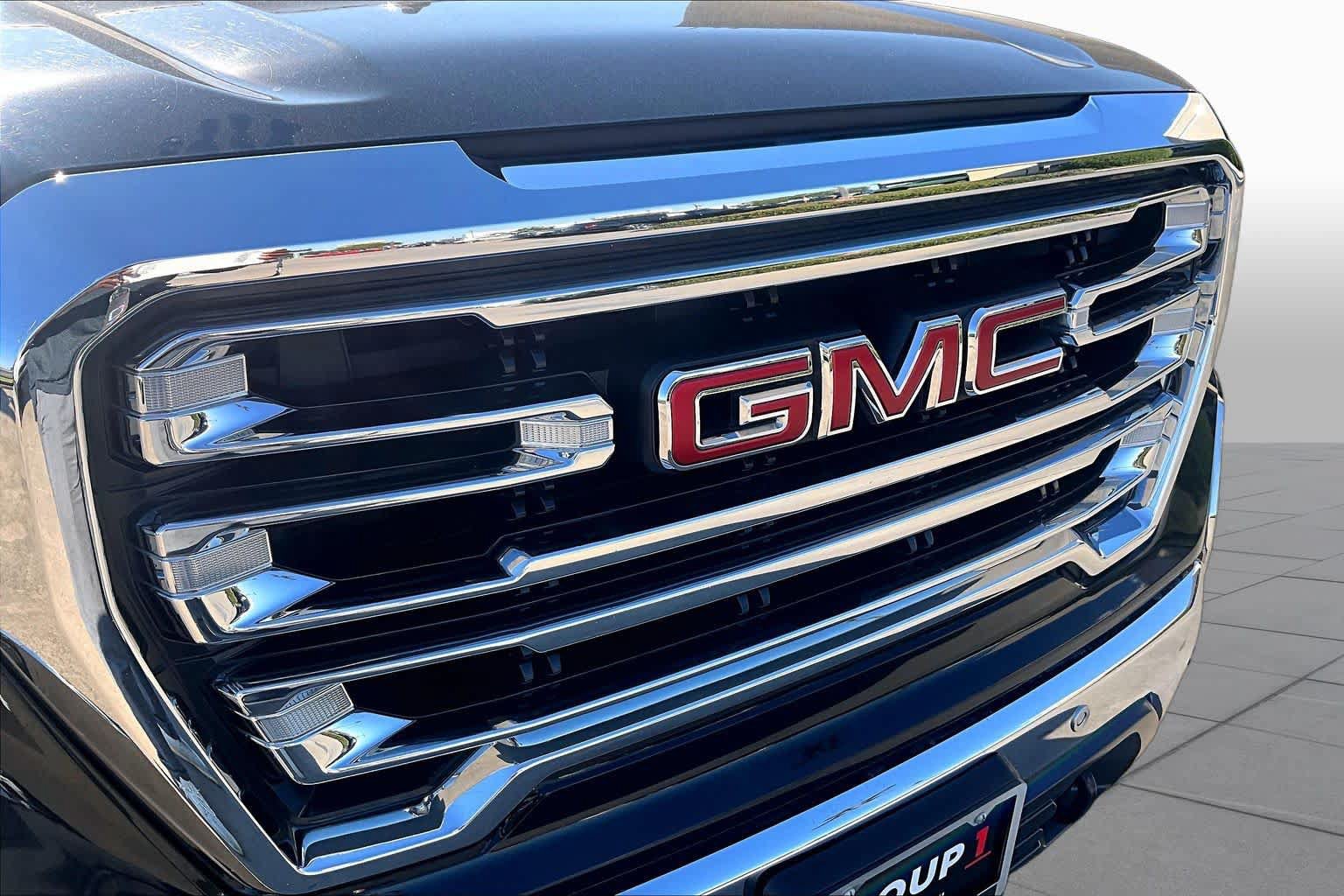 Used 2022 GMC Sierra 1500 SLT RWD image 30