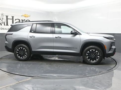 New 2026 Chevrolet Traverse Z71 w/ Enhanced Driving Package image 1