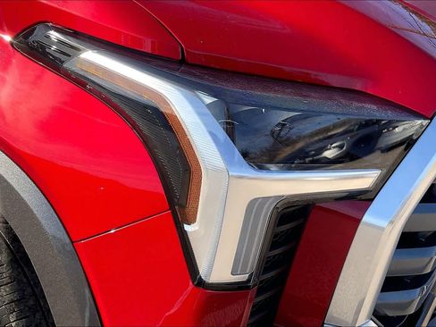 Used 2022 Toyota Tundra Limited w/ Power Package image 26