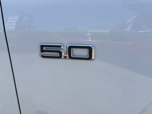 Used 2025 Ford Mustang GT Premium RWD image 17