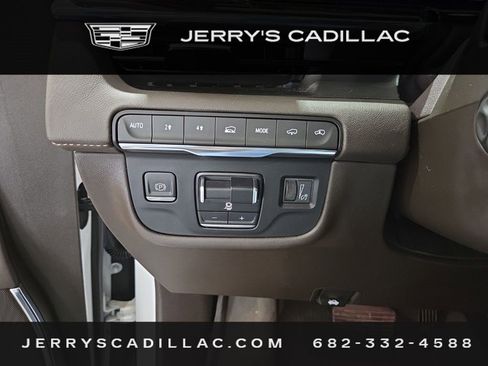 Certified 2023 Cadillac Escalade Premium Luxury w/ Performance Package image 15