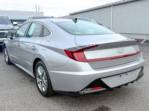 Used 2023 Hyundai Sonata SEL w/ Cargo Package image 5
