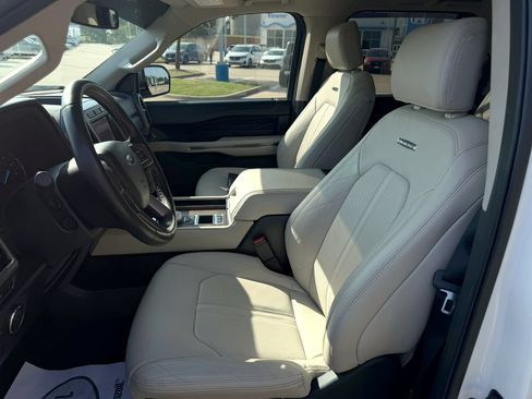 Used 2021 Ford Expedition Platinum RWD image 11