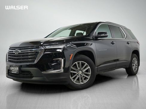 Used 2023 Chevrolet Traverse LT AWD/4WD image 1