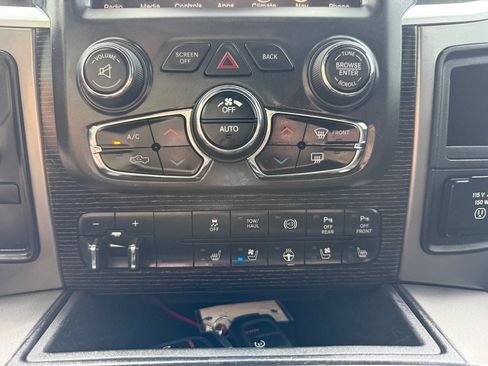 Used 2016 RAM 3500 Laramie Longhorn AWD/4WD image 36