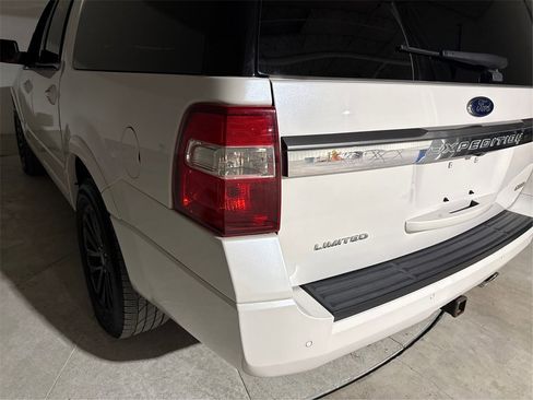 Used 2017 Ford Expedition EL Limited w/ Equipment Group 301A image 16