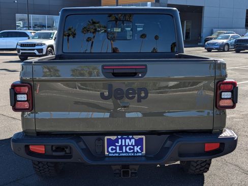 New 2026 Jeep Gladiator Willys AWD/4WD image 3