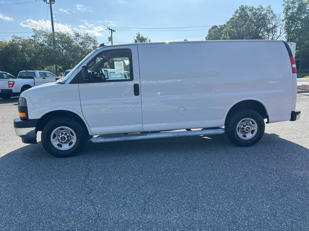 Used 2021 GMC Savana 2500 w/ Driver Convenience Package RWD image 6