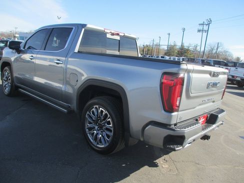 Used 2025 GMC Sierra 1500 Denali Ultimate image 10