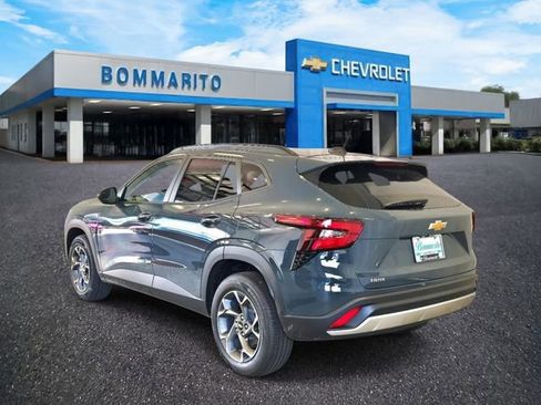 New 2026 Chevrolet Trax LT FWD image 3