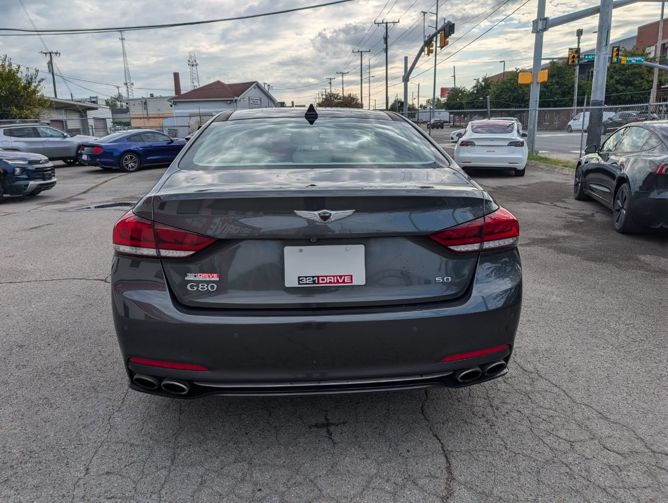 Used 2018 Genesis G80 5.0 Ultimate RWD image 7