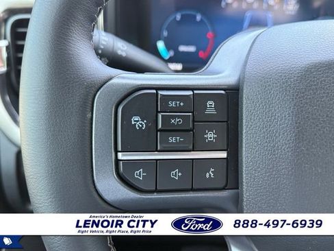 Used 2026 Ford F250 Lariat w/ Black Appearance Package AWD/4WD image 17